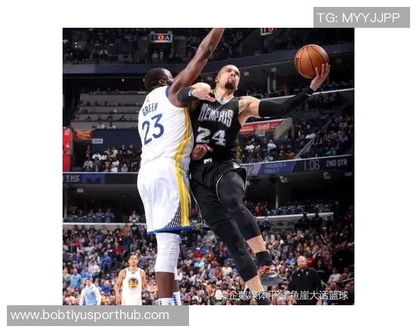 球星表现差异明显狄龙首节高效投篮KD后三节状态回暖