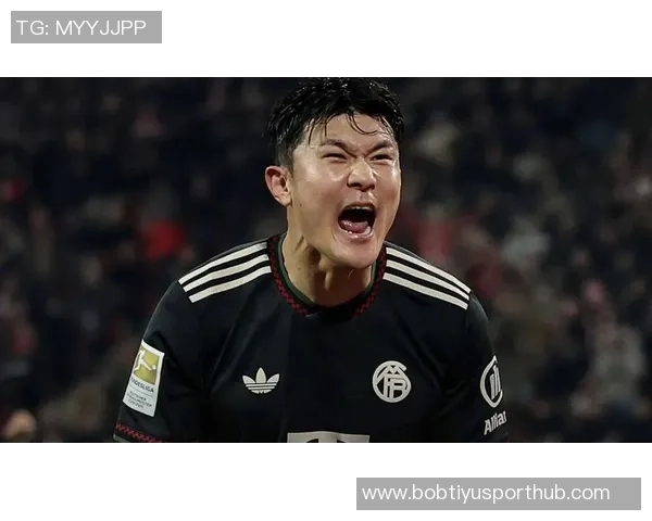 拜仁球员齐聚慕尼黑啤酒节伊藤洋辉与金玟哉同框亮相